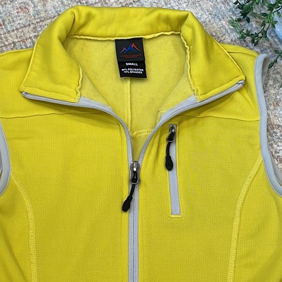 Narragansett Traders vest - Picture 2 of 9